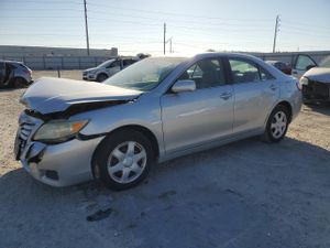 Toyota Camry BASE 2.5L 4 2011