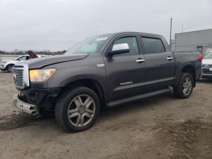 Toyota Tundra CREWMAX LIMITED 5.7L 8 2012