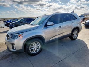 Kia Sorento LX 2.4L 4 2015