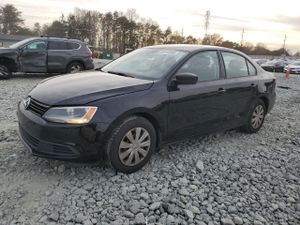 Volkswagen Jetta BASE 2.0L 4 2014