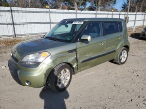 Kia Soul + 2.0L 4 2011