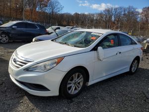 Hyundai Sonata GLS 2.4L 4 2014