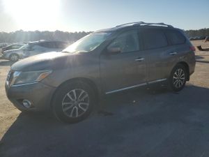 Nissan Pathfinder S 3.5L 6 2014