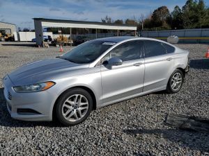 Ford Fusion SE 1.5L 4 2014