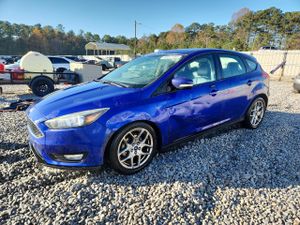 Ford Focus SE 2.0L 4 2015