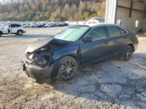 Toyota Camry LE 2.5L 4 2015