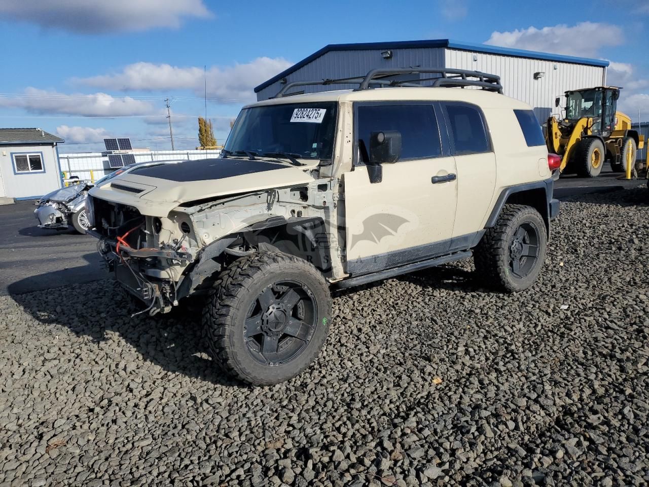 Toyota FJ Cruiser 4.0L 6 2010
