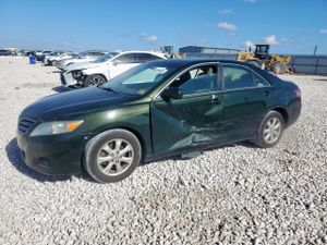Toyota Camry BASE 2.5L 4 2011