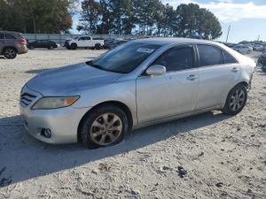 Toyota Camry BASE 2.5L 4 2011