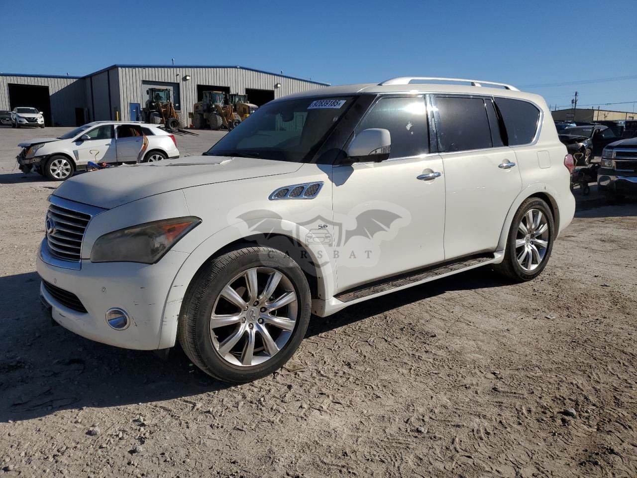 Infiniti QX80 5.6L 8 2014