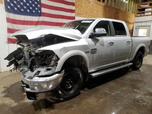 RAM 1500 LONGHORN 5.7L 8 2015