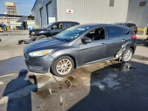 Ford Focus SE 2.0L 4 2015