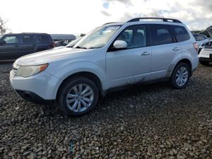 Subaru Forester 2.5X PREMIUM 2.5L 4 2012