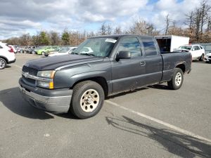 Chevrolet Silverado 1500 C1500 5.3L 8 2005