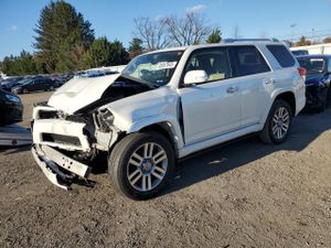 Toyota 4Runner SR5 4.0L 6 2013