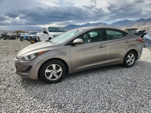Hyundai Elantra SE 1.8L 4 2015