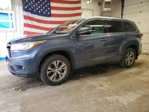 Toyota Highlander XLE 3.5L 6 2015