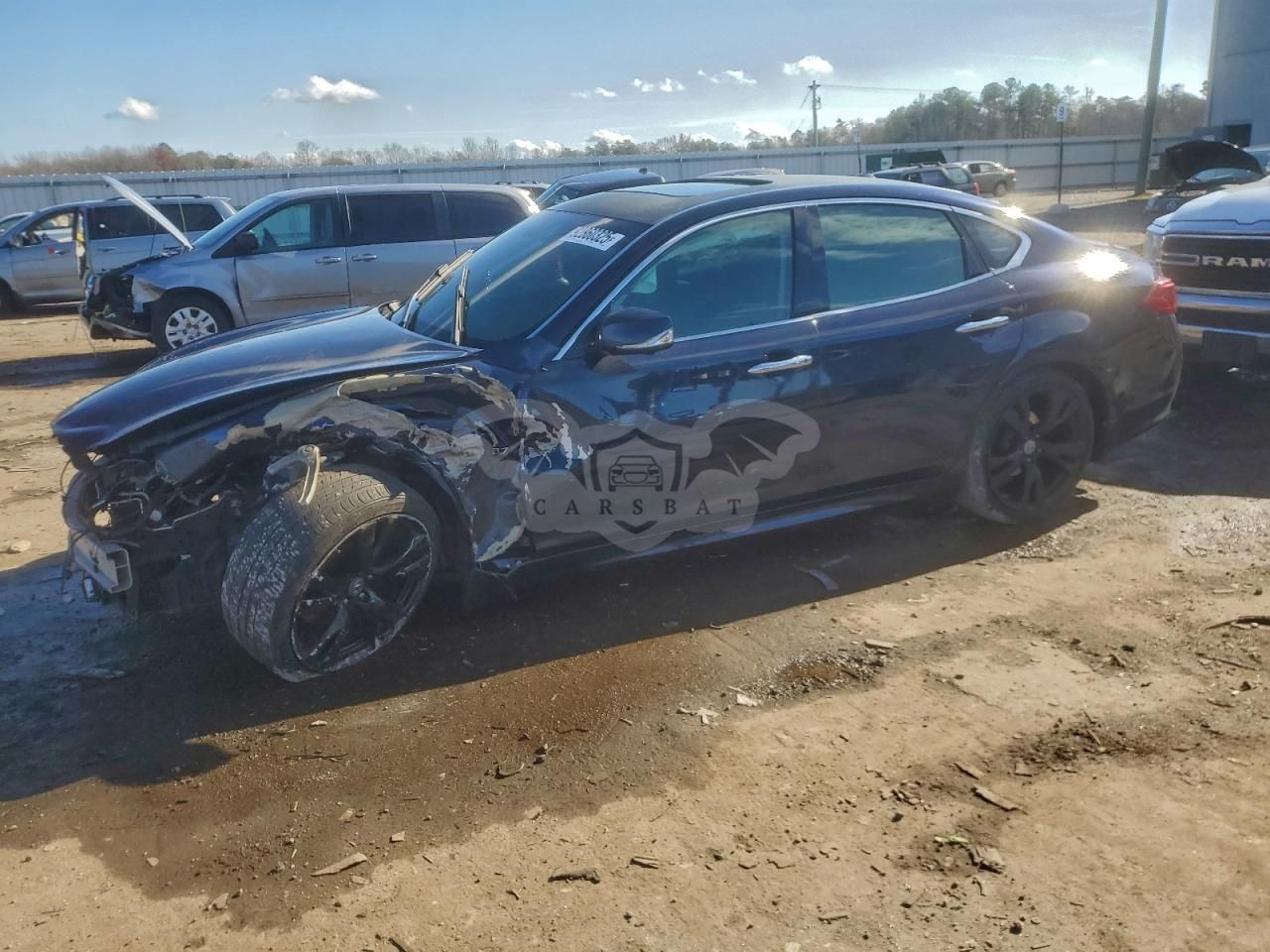 Infiniti Q70 3.7 3.7L 6 2015