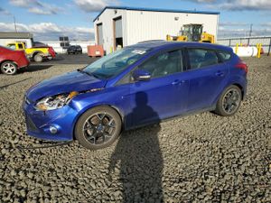 Ford Focus SE 2.0L 4 2014