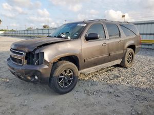 Chevrolet Suburban C1500 LT 5.3L 8 2010