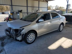 Toyota Corolla BASE 1.8L 4 2010