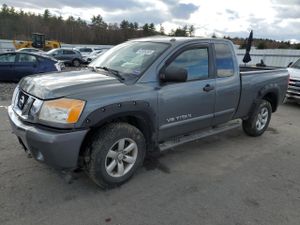 Nissan Titan S 5.6L 8 2014