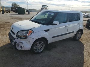 Kia Soul + 2.0L 4 2011