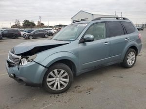Subaru Forester LIMITED 2.5L 4 2012