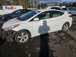 Hyundai Elantra GLS 1.8L 4 2012