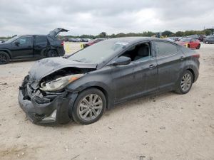 Hyundai Elantra SE 1.8L 4 2015