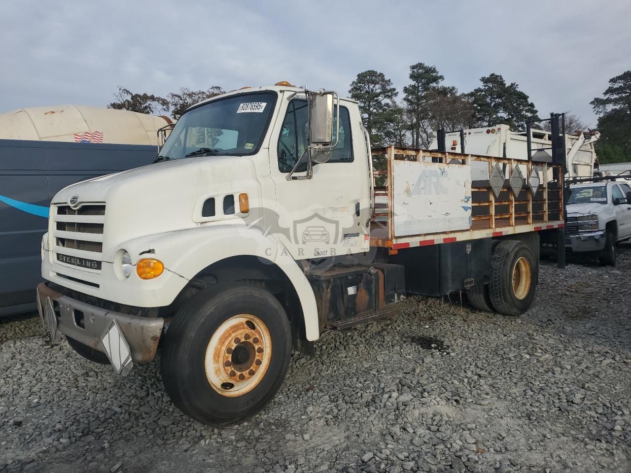 Sterling Truck L line 7500 6 2003