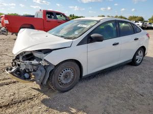 Ford Focus S 2.0L 4 2012