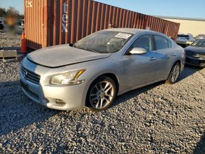 Nissan Maxima S 3.5L 6 2011
