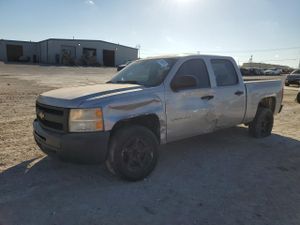 Chevrolet Silverado 1500 C1500 4.8L 8 2011