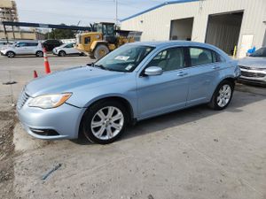Chrysler 200 TOURING 3.6L 6 2012