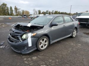 Toyota Corolla BASE 1.8L 4 2012