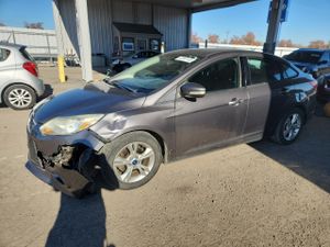 Ford Focus SE 2.0L 4 2014