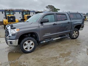 Toyota Tundra CREWMAX SR5 5.7L 8 2014