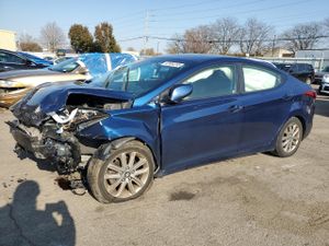 Hyundai Elantra SE 1.8L 4 2015