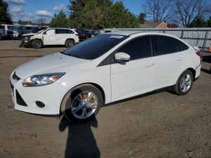 Ford Focus SE 2.0L 4 2013