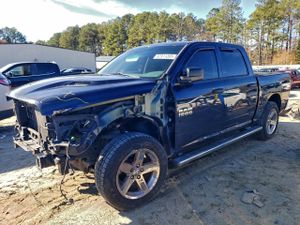 RAM 1500 ST 5.7L 8 2014