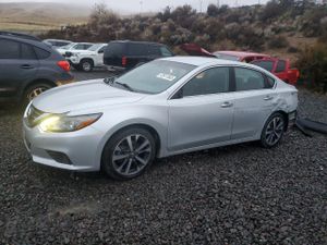 Nissan Altima 3.5SL 3.5L 6 2017