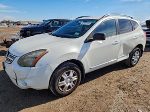 Nissan Rogue S 2.5L 4 2014