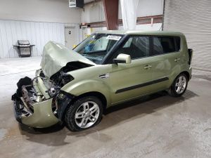 Kia Soul + 2.0L 4 2011