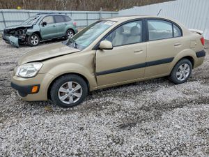 Kia Rio BASE 1.6L 4 2009