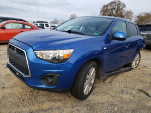 Mitsubishi Outlander ES 2.4L 4 2015