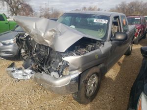 GMC Sierra K1500 5.3L 8 2002