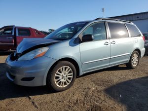Toyota Sienna CE 3.5L 6 2009