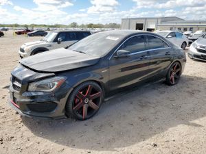 Mercedes-Benz CLA 250 2.0L 4 2015