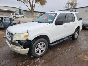 Ford Explorer XLT 4.0L 6 2010